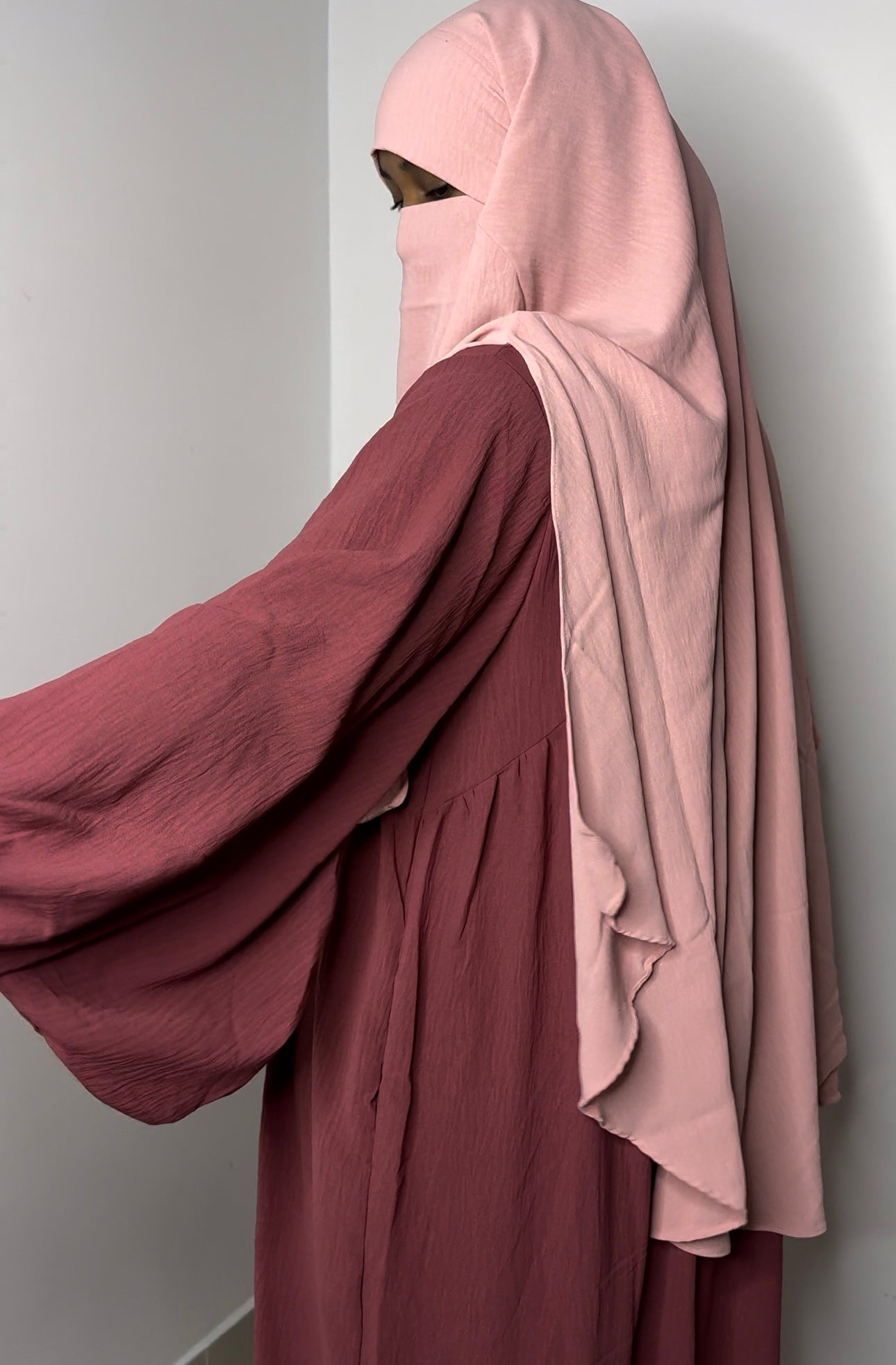 Bell sleeve abayas